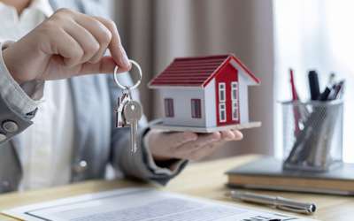 Pros And Cons Of Using A Real Estate Agent To Sell A Mobile Home